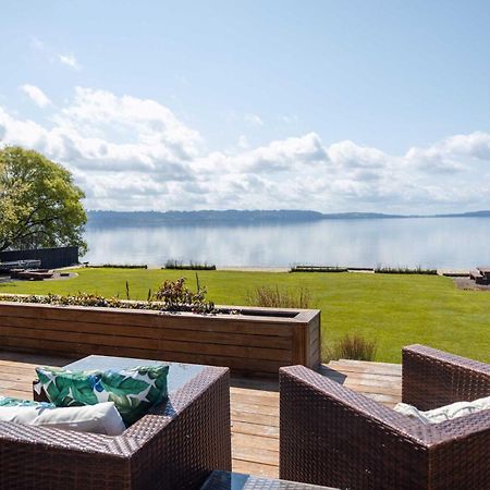Jandals & Joy Lakefront Retreat Rotorua Extérieur photo